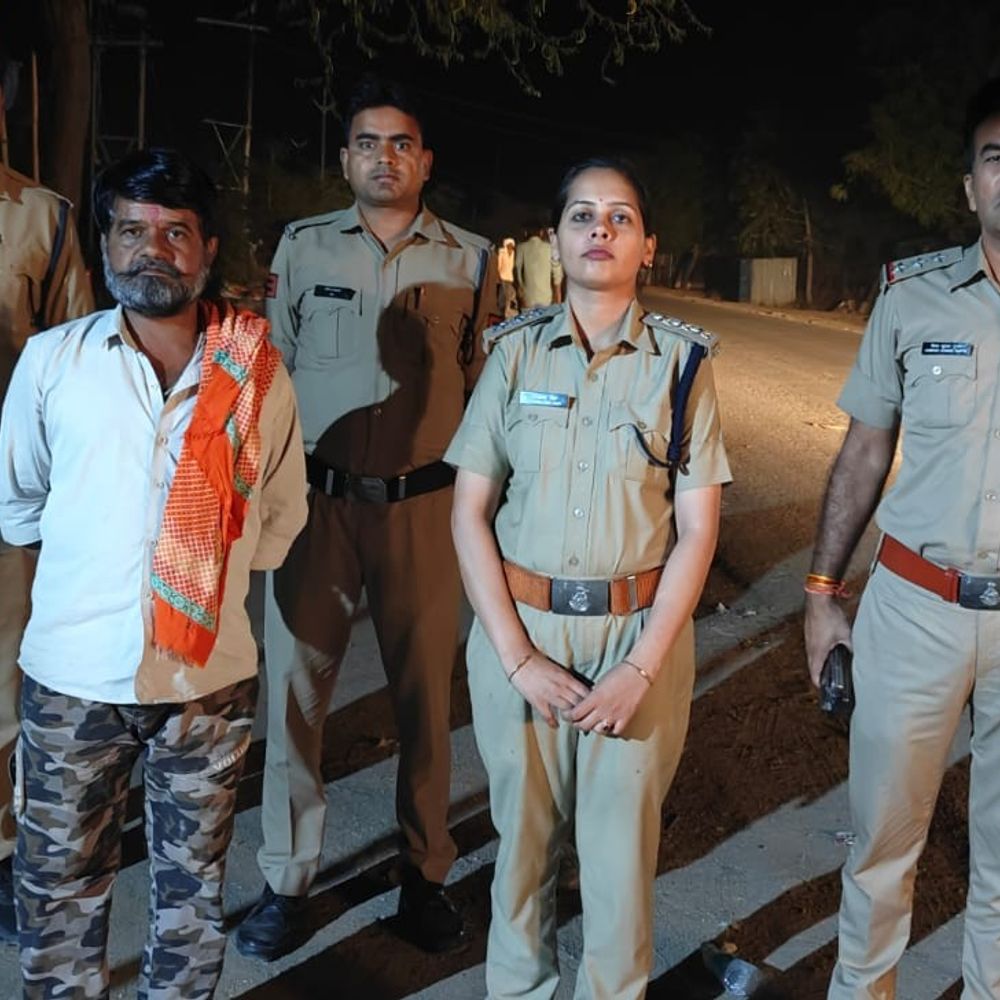 दतिया पुलिस का आधी रात कॉम्बिंग अभियान:11 स्थायी वारंटी गिरफ्तार, 94 वारंटों की तामील