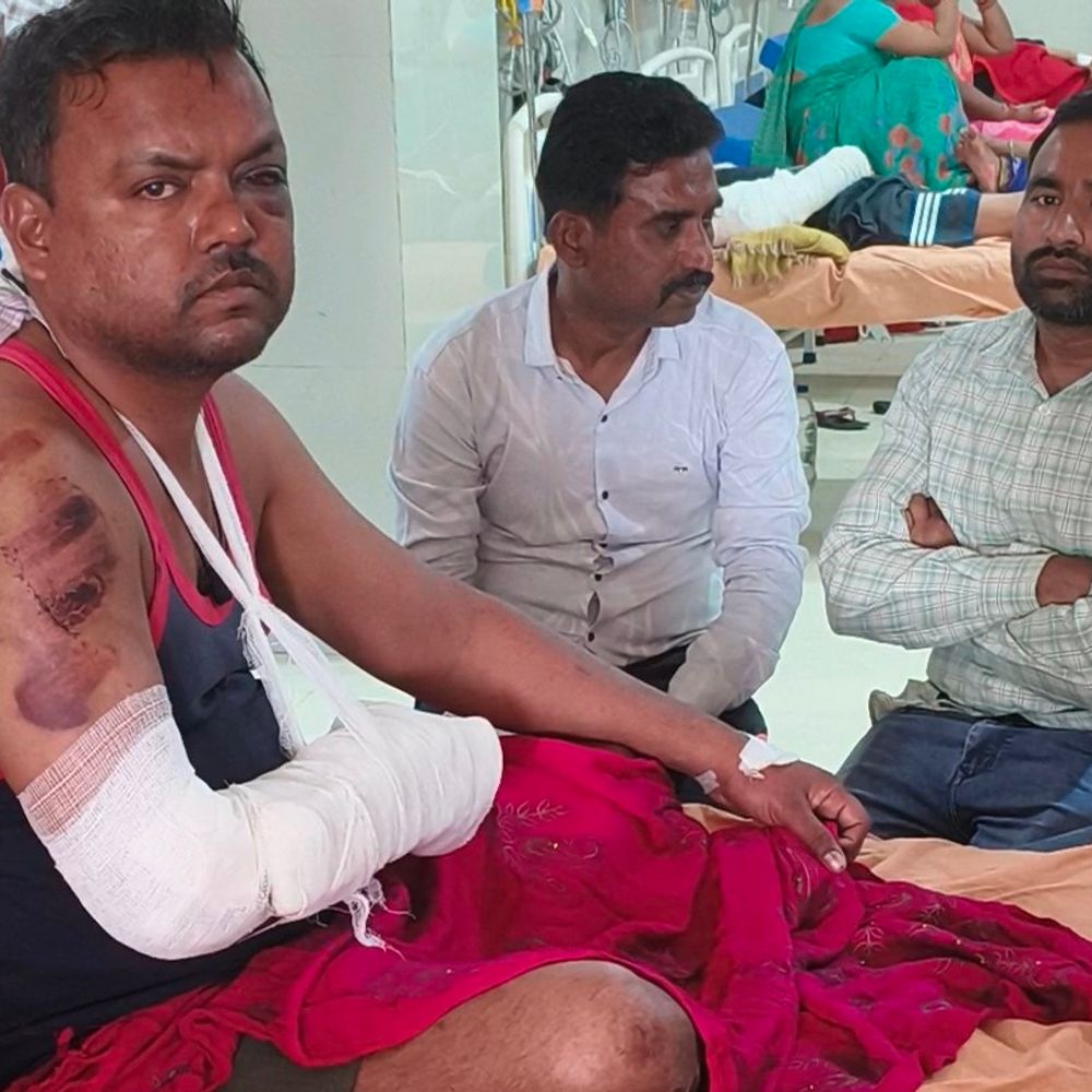 सहायक अध्यापक का बैग चोरी, 20 हजार रुपये गायब:हरदोई मेडिकल कॉलेज में हुई घटना, पुलिस ने दो को पकड़ा