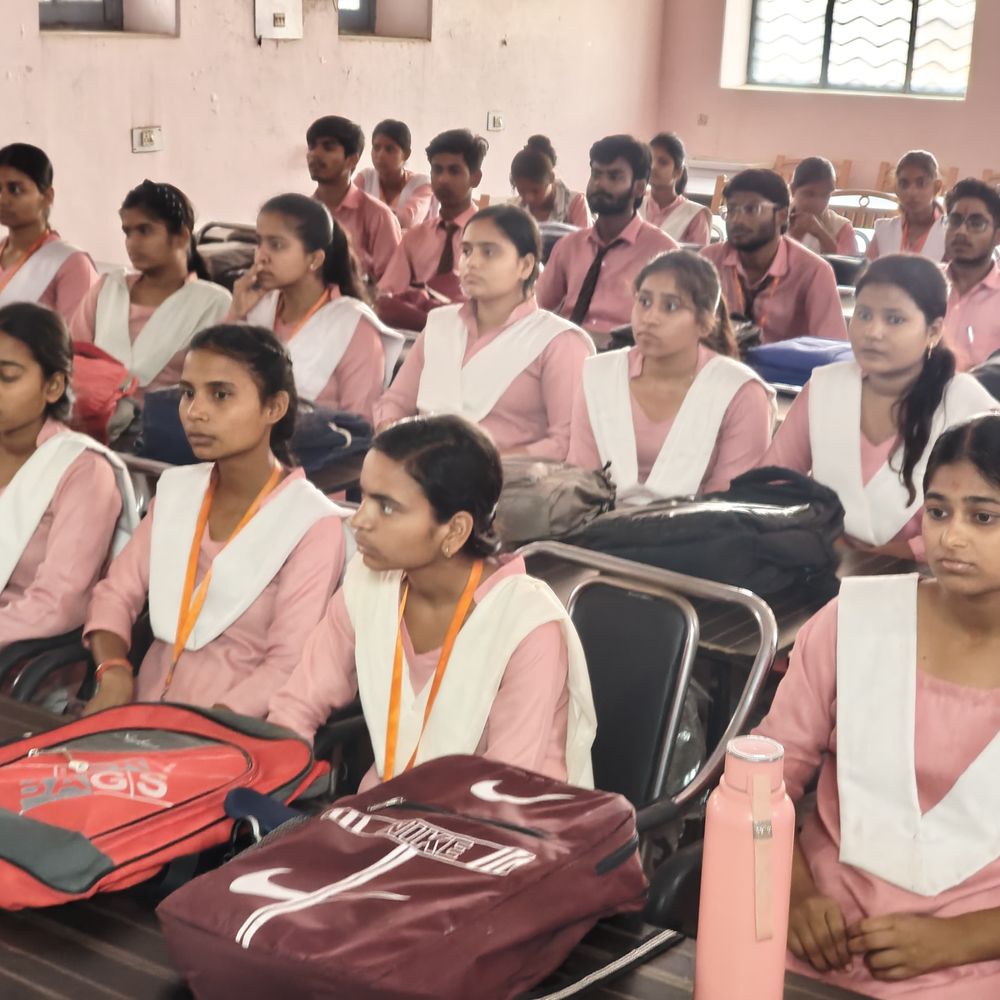 खान यासमीन ने NET JRF परीक्षा में सफलता हासिल की:ग्रामीण पृष्ठभूमि की छात्रा का कॉलेज में भव्य सम्मान