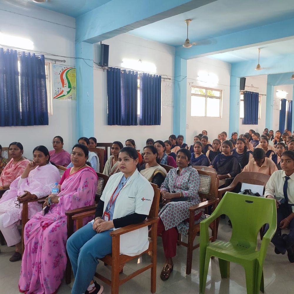 कालीचरण कॉलेज में 'ब्रेस्ट कैंसर' जागरूकता कार्यशाला:मेदांता अस्पताल के सहयोग से छात्राओं को मिली जानकारी