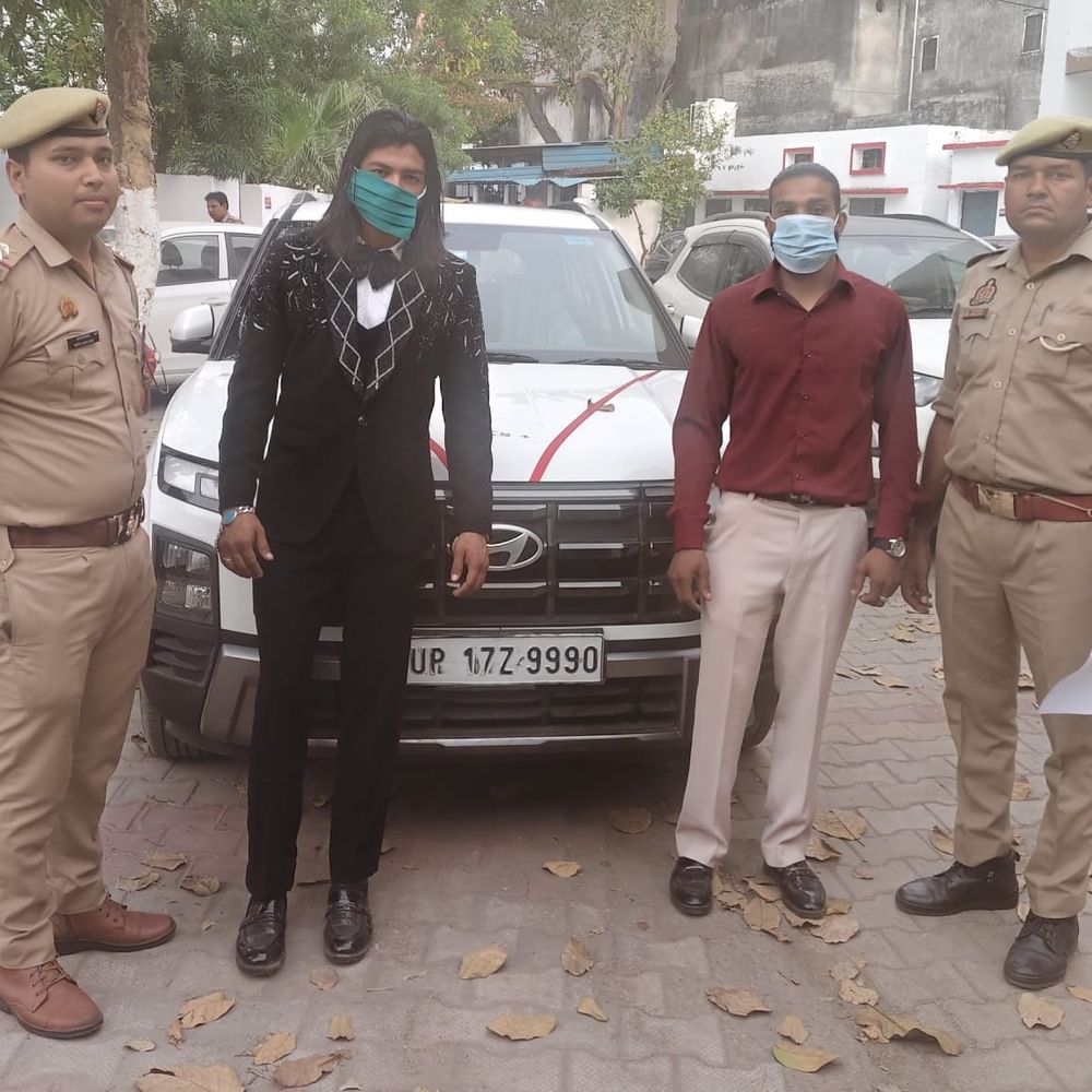 सहारनपुर में स्टंटबाजी कर रहे दो युवक गिरफ्तार:पुलिस ने जिया गार्डन के पास से दबोचा, पुलिस ने क्रेटा कार जब्त की