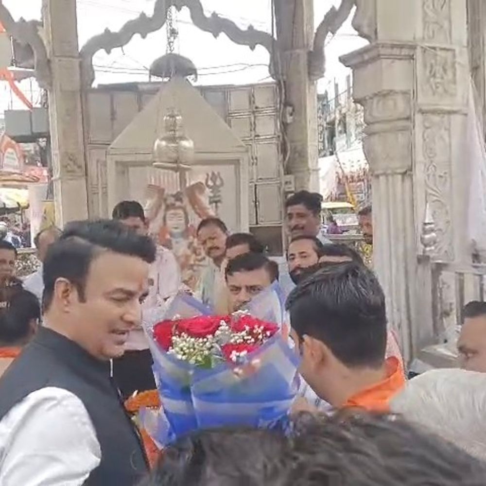 देश में सभी अवैध निर्माणों पर कार्रवाई होनी चाहिए:संगीत सोम बोले- अवैध मस्जिदें भी गिराई जाएं, अखिलेश यादव के बयान विभाजनकारी