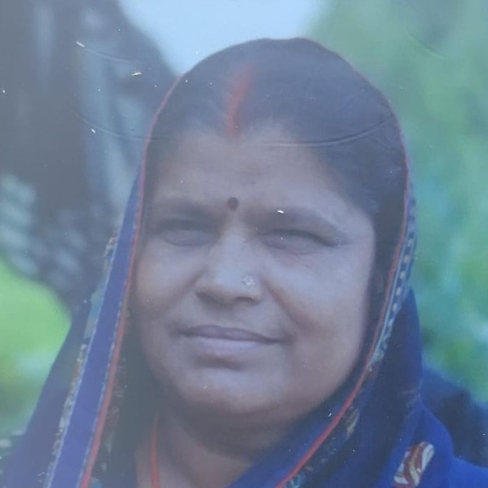 देवरिया में पारिवारिक विवाद में महिला की हत्या:बचाने आए बेटे-बेटी घायल, तीन आरोपी हिरासत में