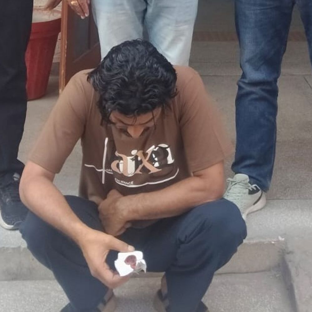 करनाल में दुकान से जेवर चुराने वाला युवक गिरफ्तार:  ज्वेलरी देखने के बहाने पहुंचा था; 50 ग्राम सोना और बाइक बरामद – Gharaunda News