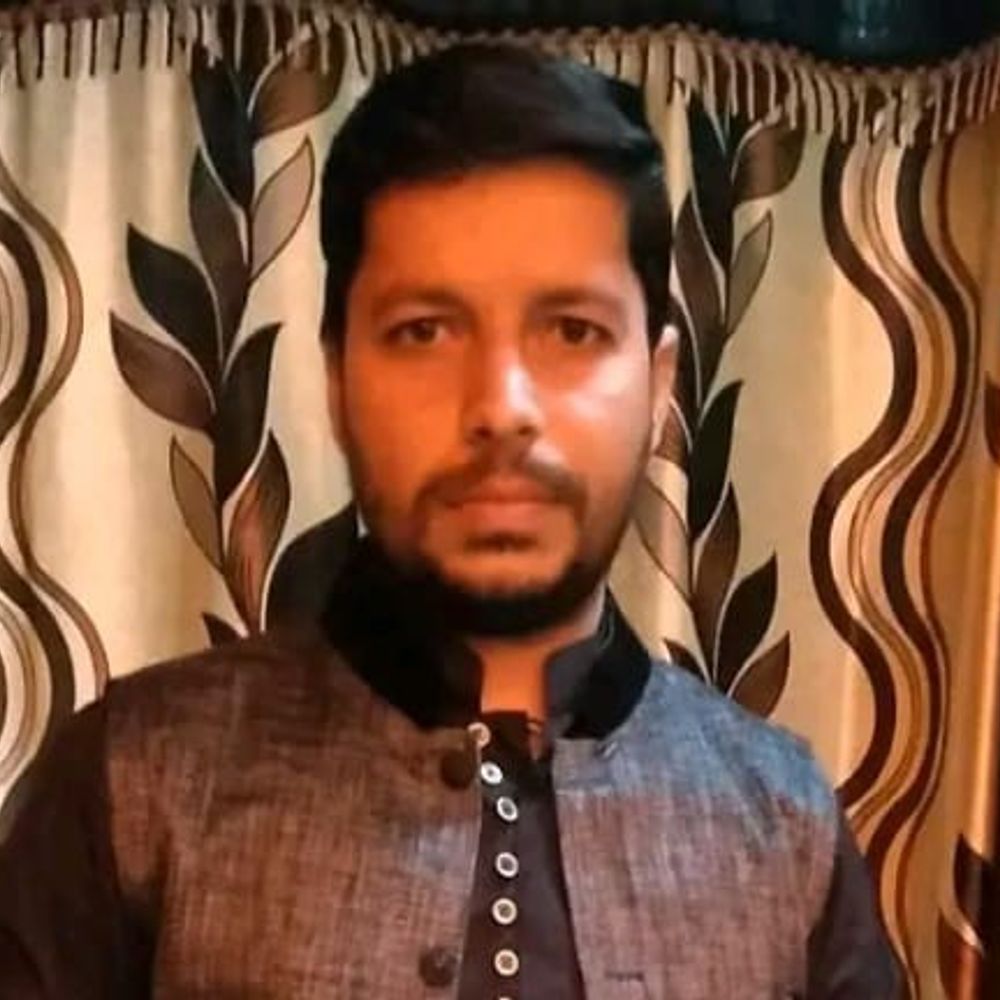 कासगंज में ट्रेन से गिरकर युवक की मौत:ATM कार्ड से हुई शिनाख्त, अलीगढ़ का रहने वाला था युवक