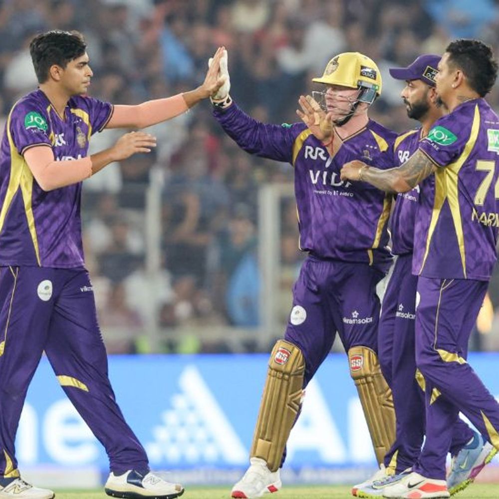 IPL में कोलकाता ने 181 का टारगेट दिया:गुजरात का स्कोर 99/2, गिल की 27 बॉल पर फिफ्टी; चक्रवर्ती ने बटलर को पवेलियन भेजा