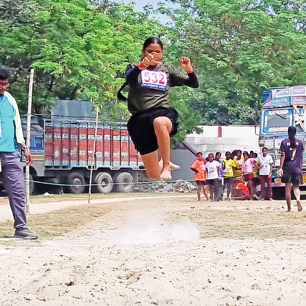 एथलेटिक्स चैंपियनशिप : 100 मीटर बालक दौड़ प्रतियोगिता में समस्तीपुर के सोनू कुमार सबसे आगे रहे