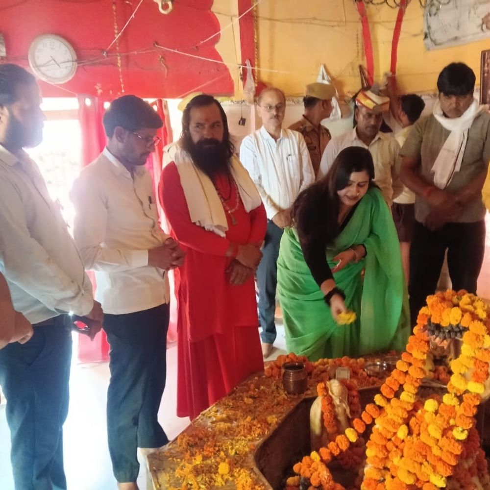 गोंडा में सोमनाथ स्वाभिमान पर्व का आयोजन:एसडीएम नेहा मिश्रा ने की पूजा, मंदिर के इतिहास के बारे में दी गई जानकारी