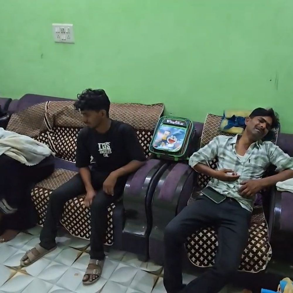 घर में किशोरी का शव मिला, 5 लाख कैश गायब:चोरी के बाद हत्या की आशंका, दो संदिग्ध फोन बरामद, नौकर पर शक