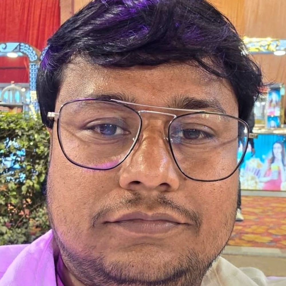 ब्लॉक कंप्यूटर ऑपरेटर संदीप गुप्ता की सड़क हादसे में:इटवा में अज्ञात वाहन ने बाइक को मारी टक्कर, घर लौटते समय हुआ हादसा