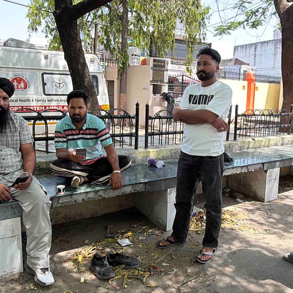 ट्रेन की चपेट में आने से व्यक्ति की मौत:रामपुर में गुरुद्वारे जा रहे थे, रेलवे क्रॉसिंग पार करते समय हुआ हादसा