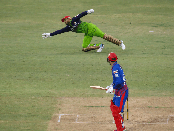 19 साल का हुआ IPL, कोहली 19 रन बनाकर आउट:  जितेश का सिंगल हैंड कैच; RCB एक वेन्यू पर 100 मैच खेलने वाली पहली टीम