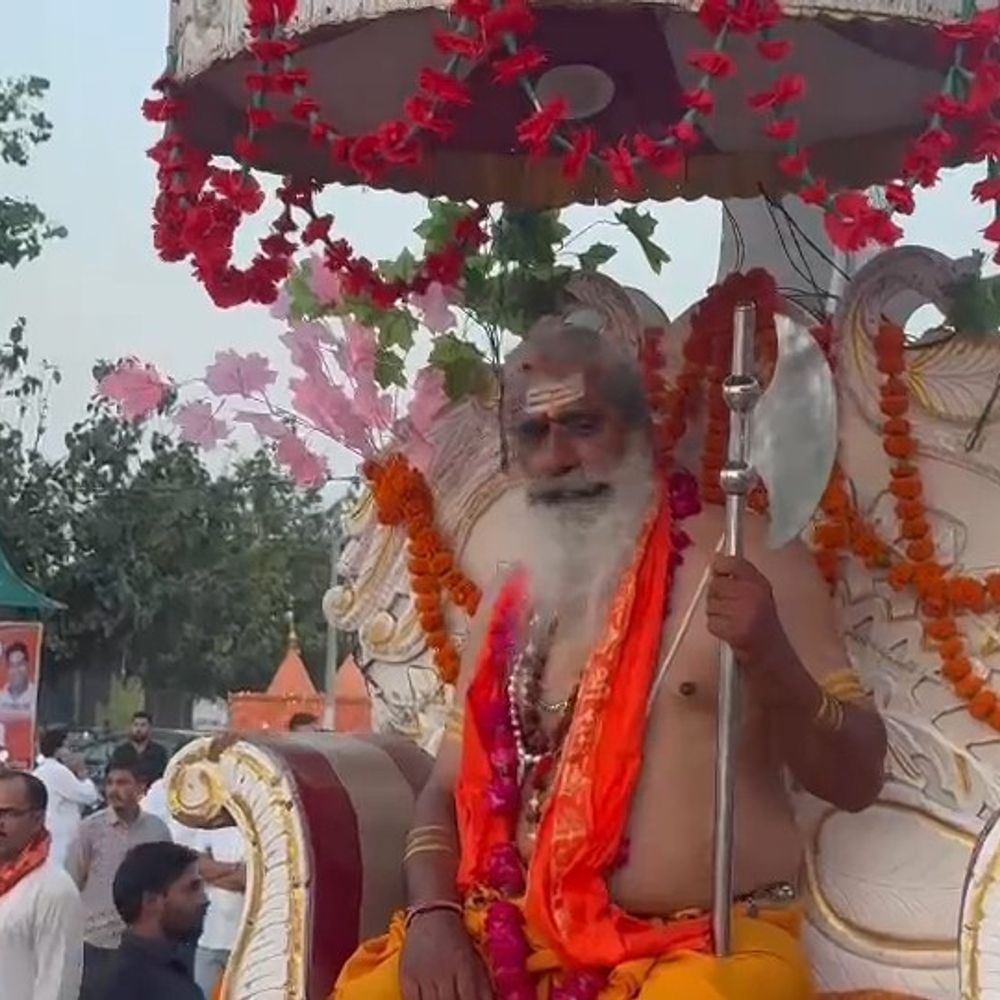 अमरोहा के गजरौला में निकली भगवान परशुराम शोभायात्रा:ब्राह्मण सभा ने निकाली यात्रा, भाजपा जिला महामंत्री ने किया शुभारंभ