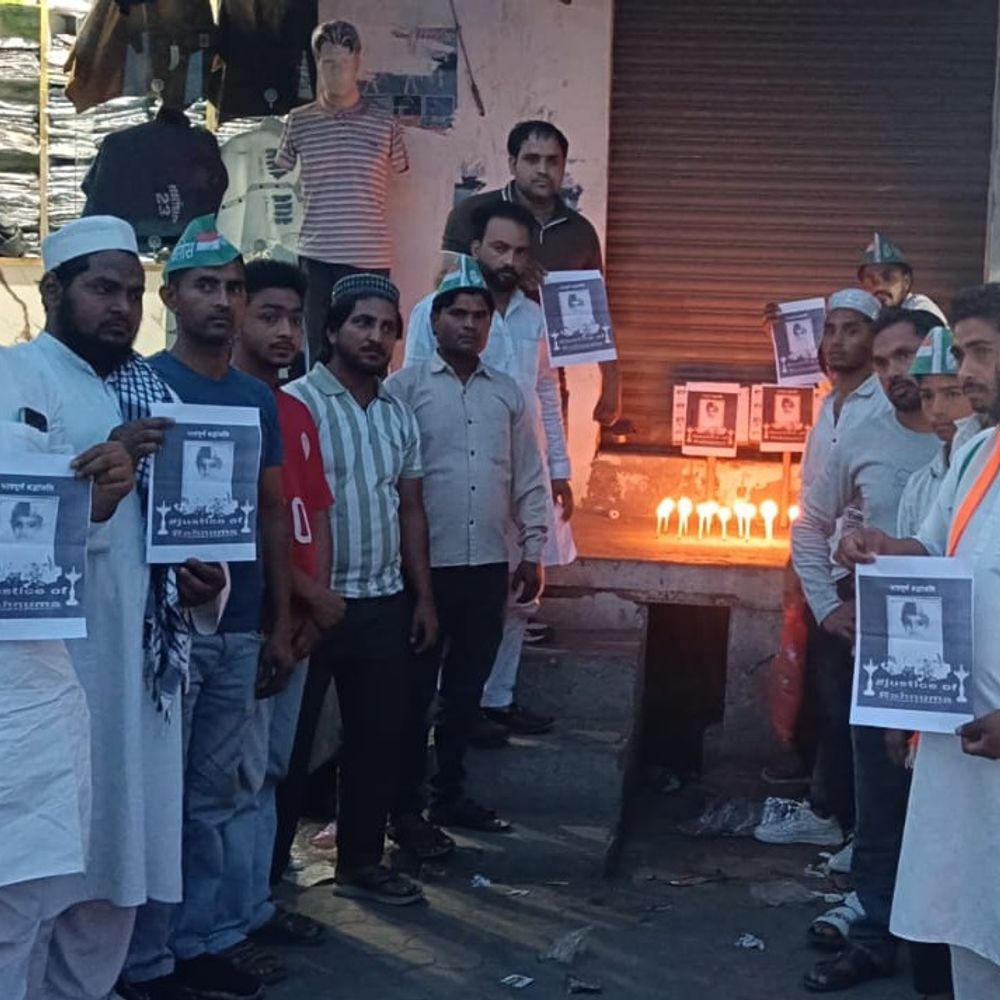 बच्ची की हत्या मामले में कांग्रेस ने निकाला कैंडल मार्च:गाजियाबाद में मुख्य आरोपी की गिरफ्तारी की मांग, प्रशासन पर लापरवाही का आरोप