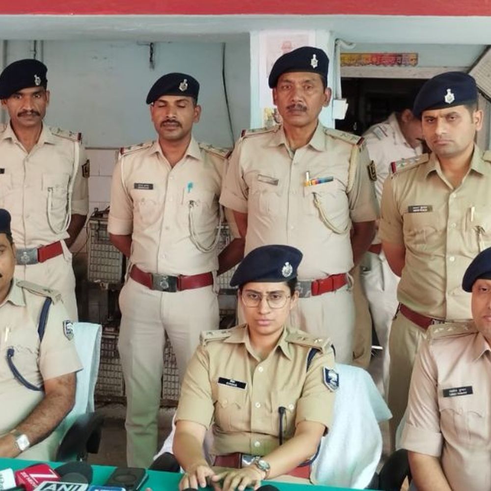 पटना में बुजुर्ग पर फायरिंग मामले में खुलासा:5 करोड़ की संपत्ति विवाद में पिता पर चलवाई गोली, बेटा समेत तीन अरेस्ट; एक फरार