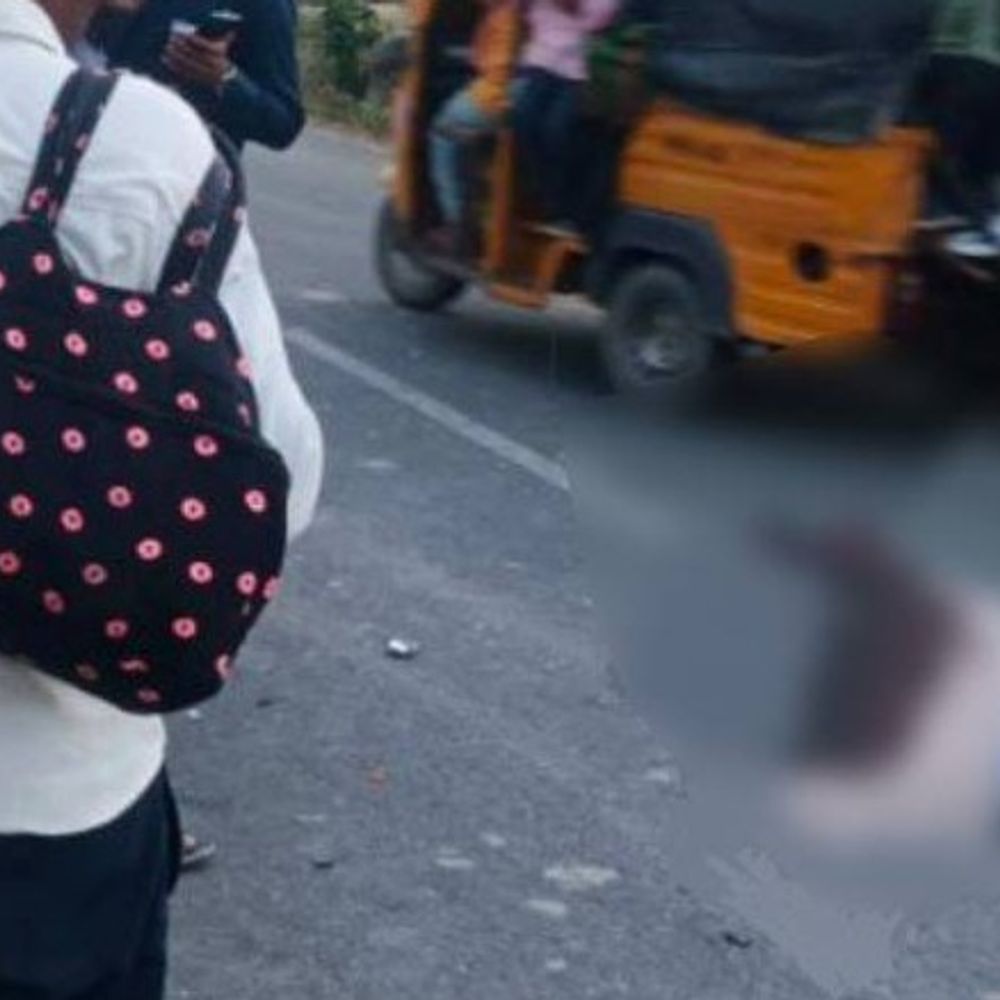 बदायूं में दो बाइकों की टक्कर में एक की मौत:दूसरा गंभीर रूप से घायल, तेज रफ्तार और लापरवाही से हुआ हादसा