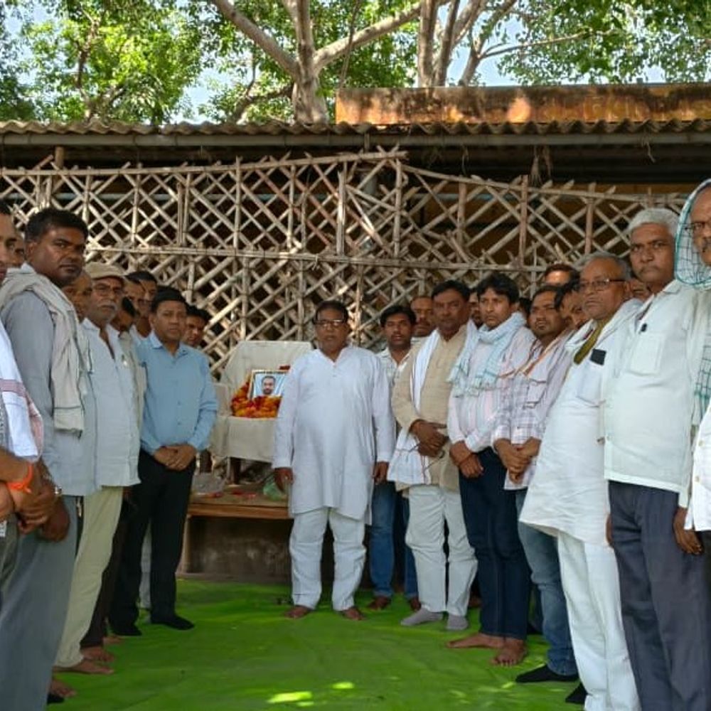 सुनील गनवानी ने अंगदान कर दो लोगों को दी जिंदगी:एम्स के डॉक्टर पार्थिव शरीर लेकर खुद घर पहुंचे, भरथना मंडी में शोकसभा आयोजित