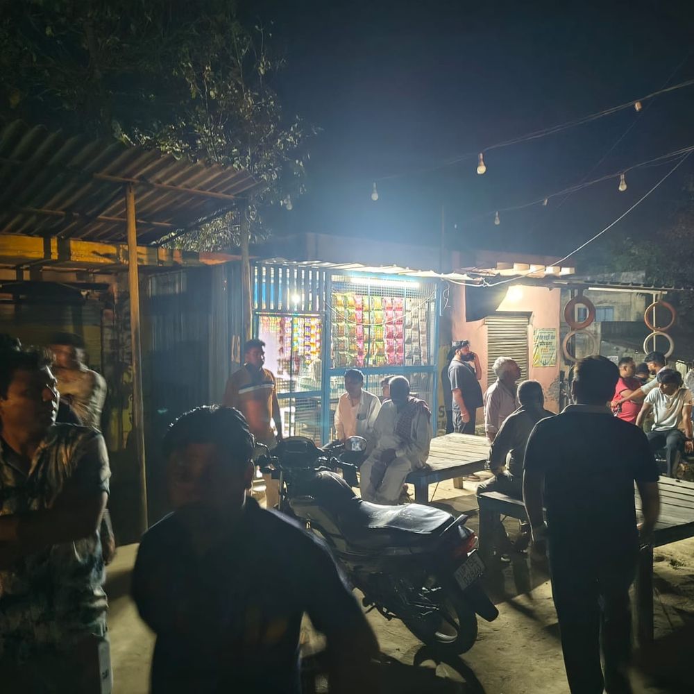 मेरठ में दुकानदार की गोली मारकर हत्या:दो बदमाशों ने ताबड़तोड़ फायरिंग की, आपसी रंजिश बताई जा रही