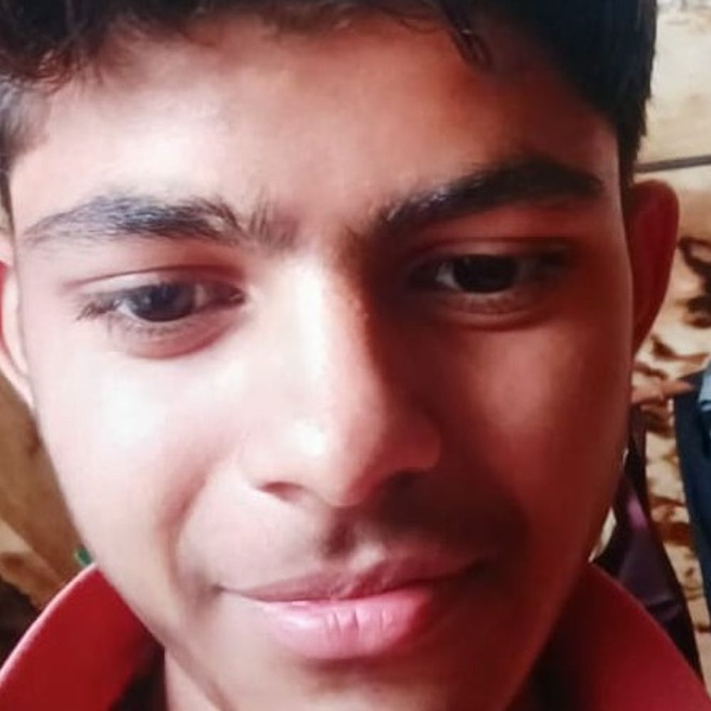 कासगंज में अज्ञात किशोर के शव की हुई शिनाख्त:ट्रेन से कटकर हुई थी मौत, पुलिस ने परिवार को दी सूचना