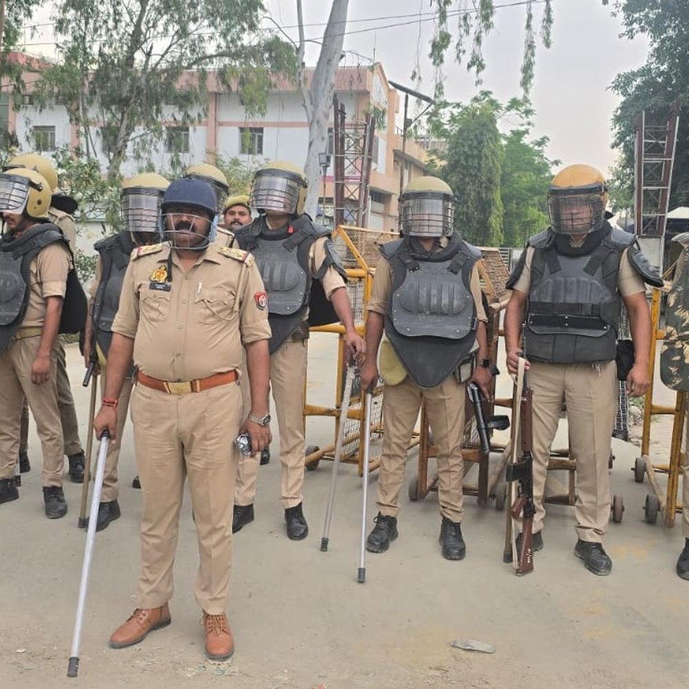 अमरोहा में श्रमिकों को भड़काने में आठ पर FIR:मजदूरों को भड़काने और गजरौला बंद की अपील का मामला