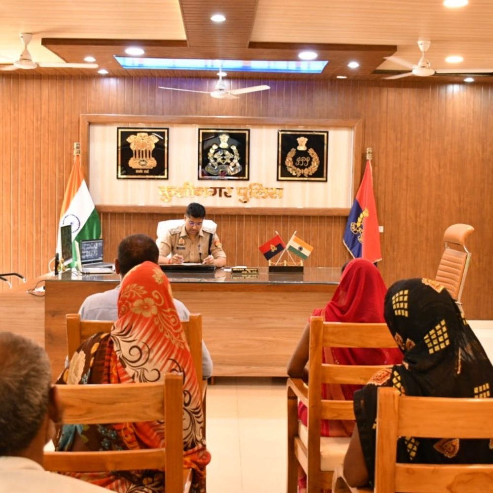 कुशीनगर पुलिस में बड़ा फेरबदल, 132 कर्मियों का तबादला:निरीक्षक से कांस्टेबल तक के कार्यक्षेत्र बदले, कानून-व्यवस्था औरचुनाव तैयारी पर जोर