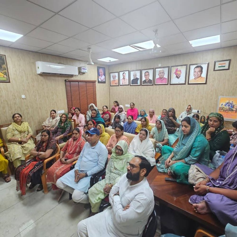 उचाना विधायक ने विपक्ष पर साधा निशाना:  देवेंद्र अत्री बोले-महिला आरक्षण बिल गिरने पर बजाई तालियां, सुना पीएम मोदी का संबोधन – Uchana News