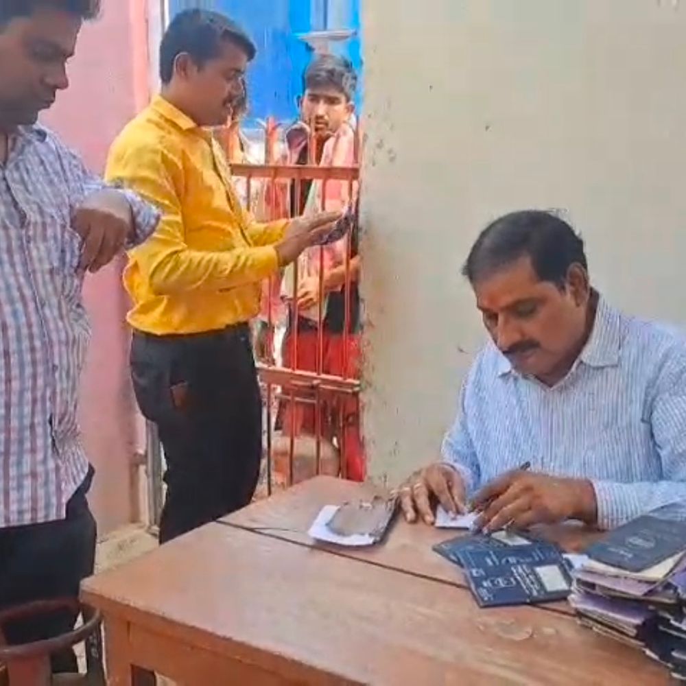 प्रतापगढ़ में कमर्शियल गैस की किल्लत:डीएम ने कहा- जिन लोगों ने दिक्कत की जानकारी दी है उन्हें तत्काल मदद दी गई है