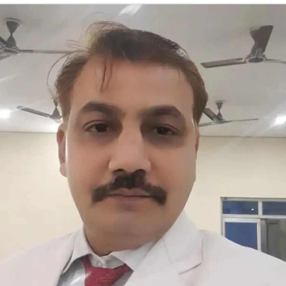 हाथरस प्रॉपर्टी डीलर हत्याकांड, दिल्ली-हरियाणा में गिरफ्तारी की चर्चाएं:स्थानीय पुलिस ने नहीं की पुष्टि, कुछ नामचीन भी पुलिस के रडार पर