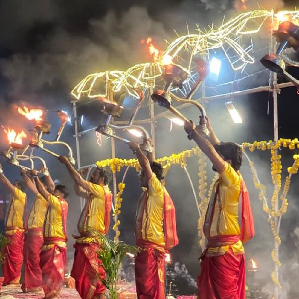 बागपत में अक्षय तृतीया पर यमुना महाआरती:आस्था और पर्यावरण संरक्षण का संकल्प, वैदिक मंत्रों से गुजा घाट