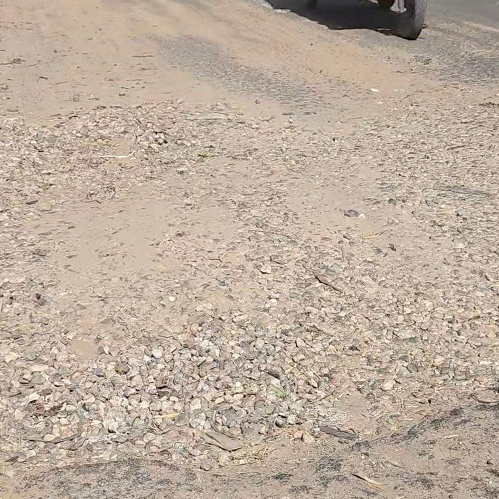 6 दिन में उखड़ गया ‘गड्ढा-मुक्त’ दावा!:मुजफ्फरनगर की जौली रोड बनी हादसों की सड़क, सीएम दौरे से पहले गड्ढों में डाले पत्थर हुए गायब