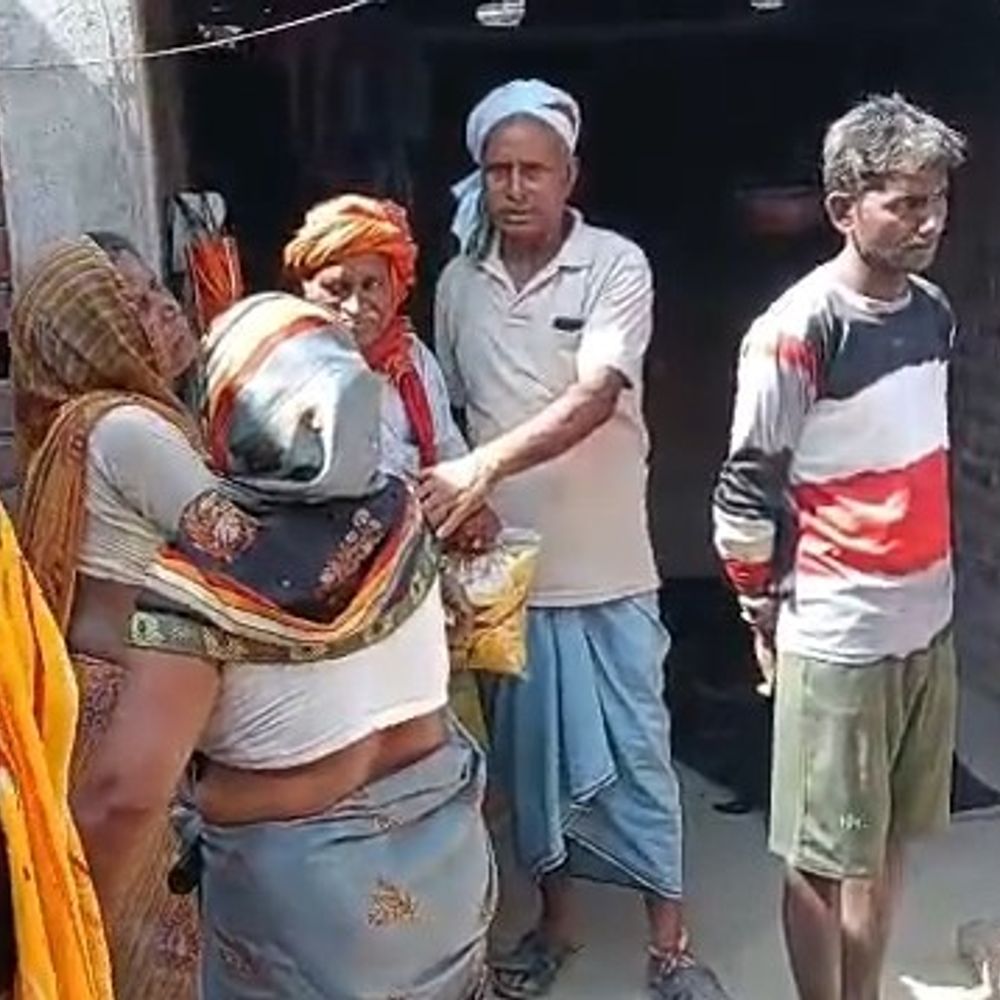 ससुराल गए युवक का शव फंदे से लटका मिला:सीतापुर में भाई ने ससुराल पक्ष पर लगाया हत्या का आरोप, पुलिस घटना की कर रही पड़ताल