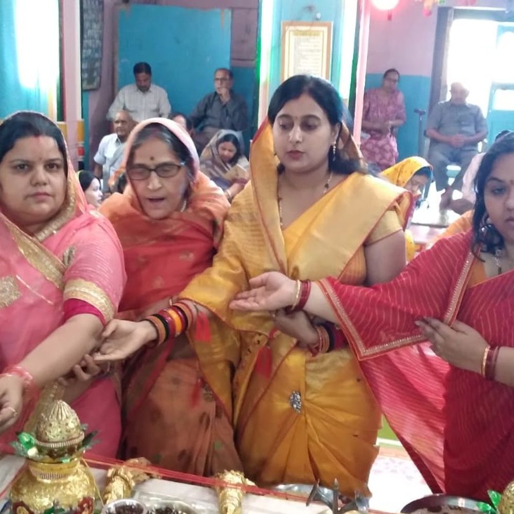 हाथरस में जैन समाज ने अक्षय तृतीया पर्व मनाया:दिगंबर जैन मंदिर में हुए कार्यक्रम, काफी श्रद्धालु रहे मौजूद