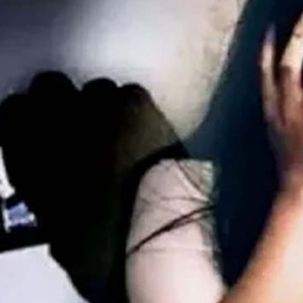 महिला से मकान मालिक ने बनाया संबंध बनाने का दबाव:लखनऊ में छेड़छाड़ से तंग आई महिला; पति छोड़कर गया, 3 बच्चों संग बेसहारा