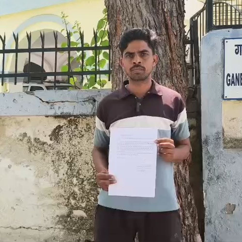 किसान की जमीन पर रातोंरात अवैध कब्जे का आरोप:विरोध करने पर मारपीट, पीड़ित ने एसपी से लगाई गुहार