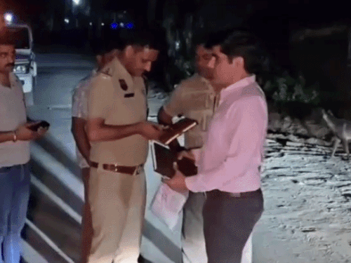 लाइटर मांगने के बहाने युवक पर ताबड़तोड़ फायरिंग:  टांग में लगी 5 गोलियां,करनाल के कर्ण विहार में देर रात वारदात, बाइक सवार बदमाश फरार – Karnal News