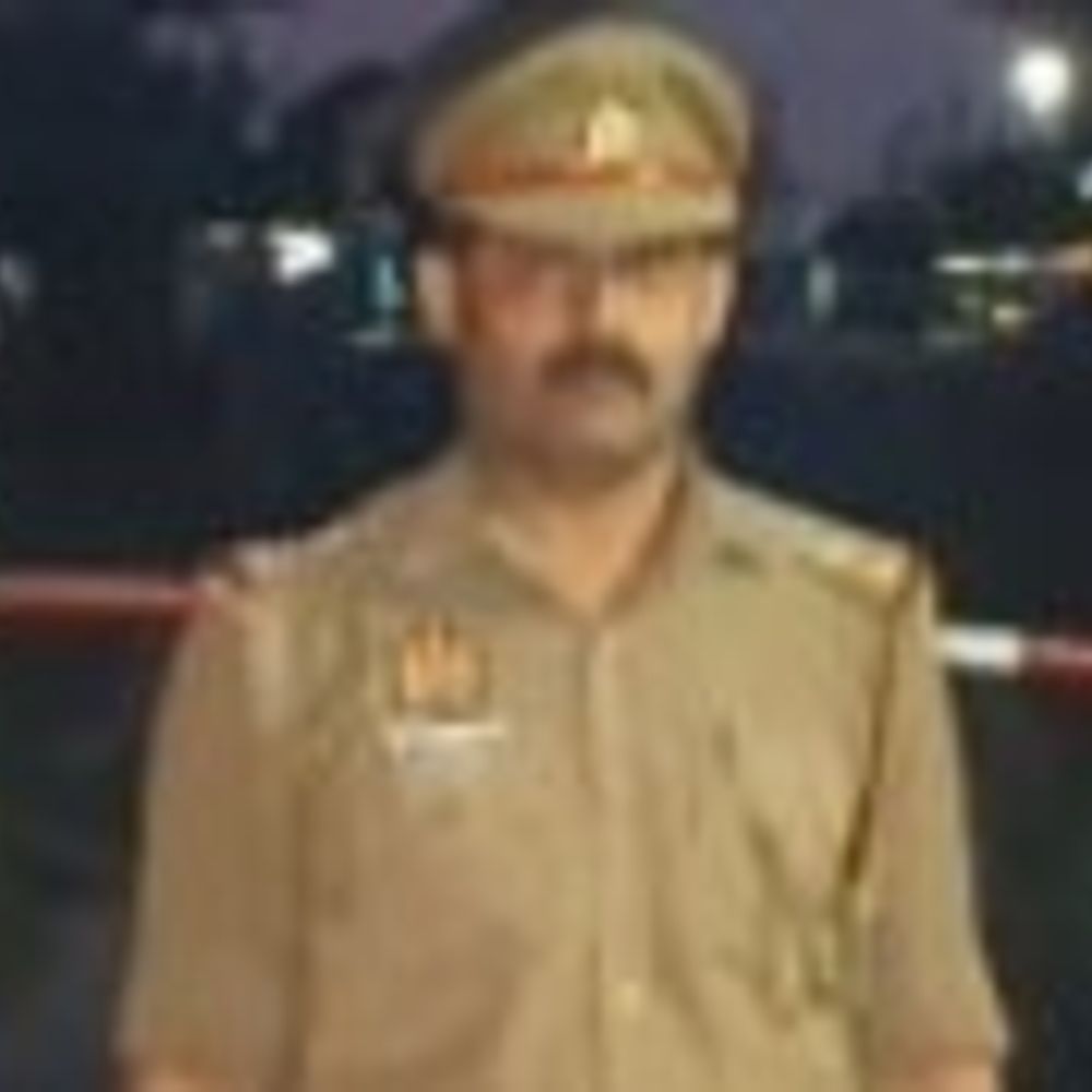 श्रावस्ती में थाना प्रभारी सिरसिया निलंबित:गौकशी आरोपियों से सांठ-गांठ के आरोप में कार्रवाई, विभागीय जांच के आदेश