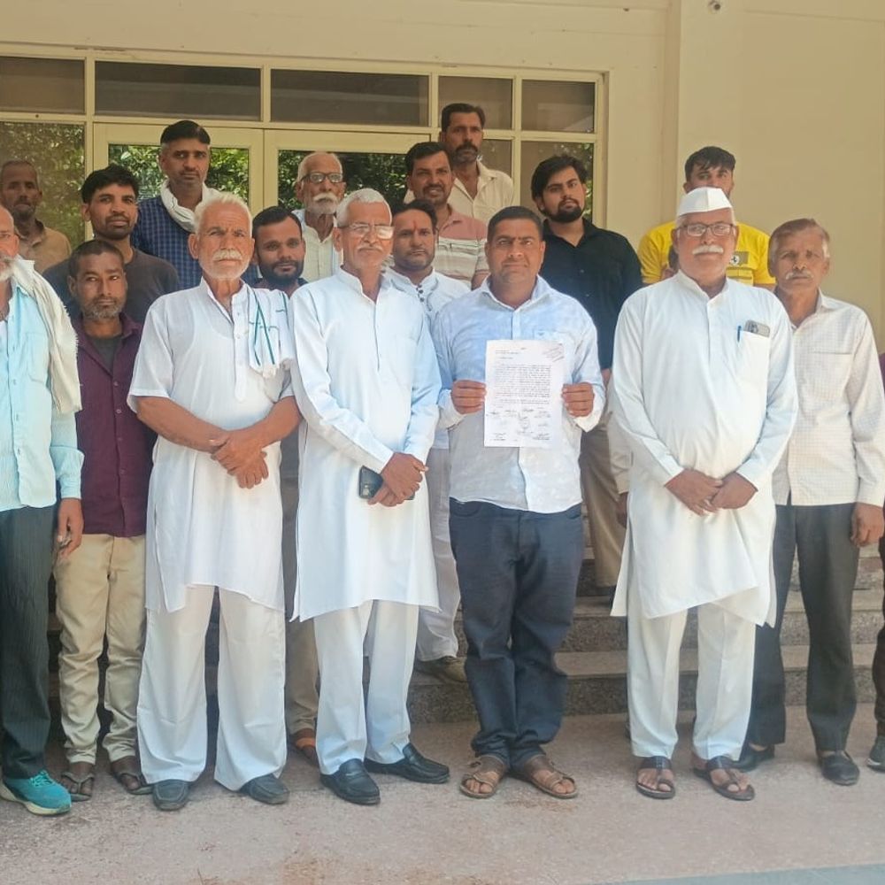 बिजनौर में किसानों का प्रदर्शन:गंगा एक्सप्रेस-वे का स्थान बदलने का किया विरोध, उपजाऊ भूमि बचाने की मांग