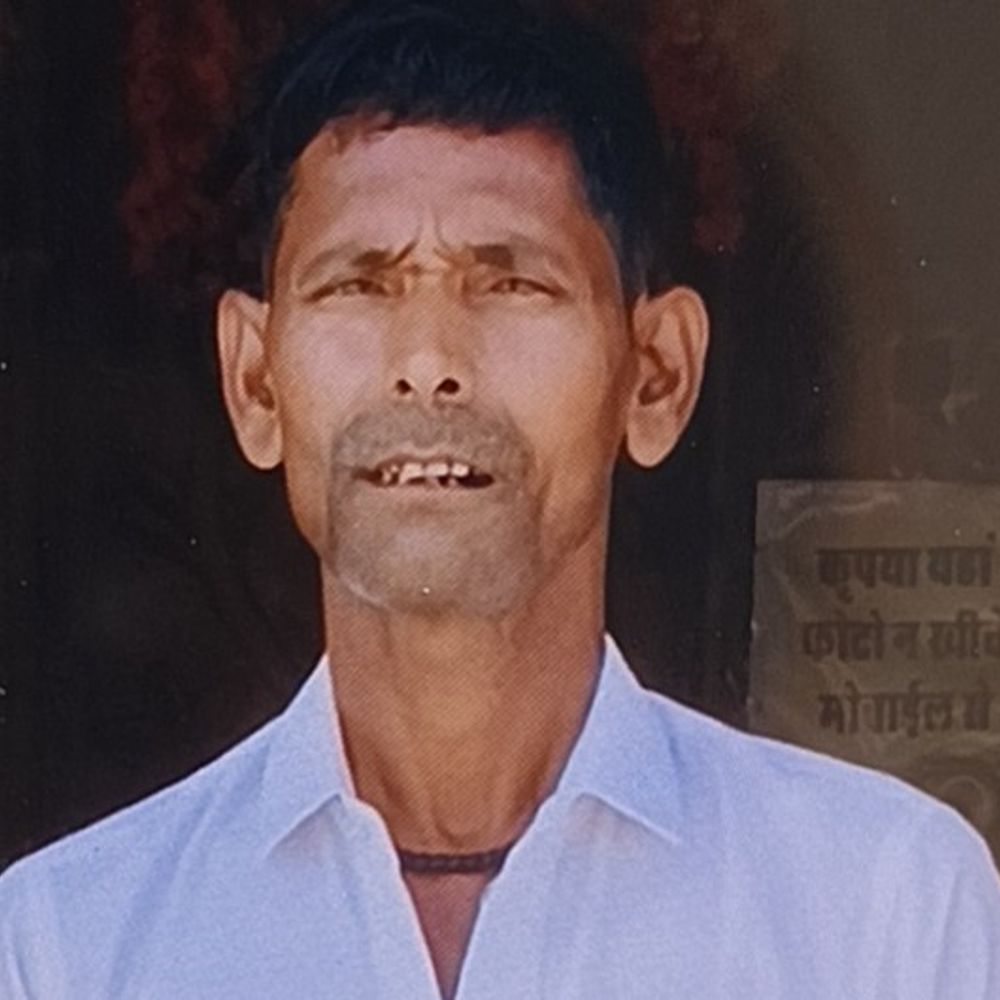 जालौन में सड़क हादसे में एक की मौत:शादी से लौट रहे दो भाई गंभीर घायल, बाइक भिड़ंत से हुआ हादसा