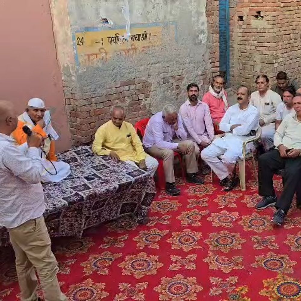 बसा टीकरी में शराब ठेके का विरोध:ग्रामीणों ने पंचायत कर आंदोलन की चेतावनी दी