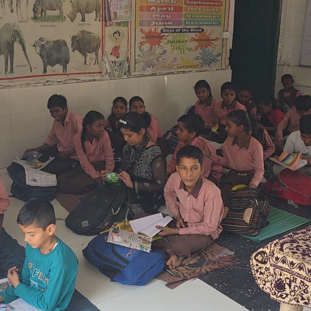 ​गोण्डा में गर्मी चलते स्कूलों के समय में बदलाव:कक्षा 1 से 8 तक सुबह 7:00 से 12:00 तक स्कूलों का संचालन