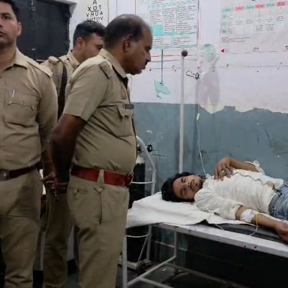 अमरोहा में गौतस्कर से मुठभेड़, एक घायल:पैर में लगी गोली, एक सिपाही भी हुआ घायल, दोनों अस्पताल भर्ती