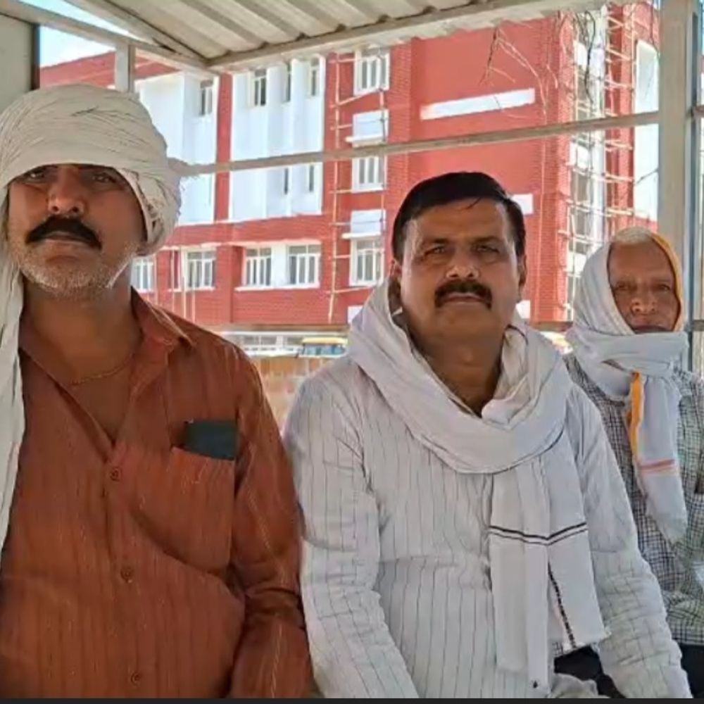 जालौन में किसान ने की आत्महत्या:पत्नी से विवाद के बाद किसान ने दी जान, बेटी की शादी की चिंता बनी वजह