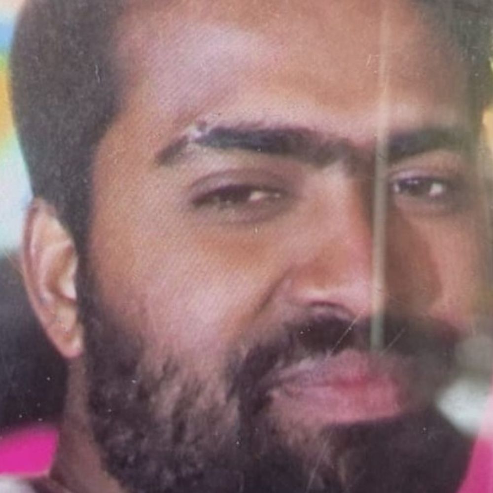 देवरिया में अज्ञात वाहन की टक्कर से युवक की मौत:ड्राइवर गाड़ी लेकर मौके से फरार, पुलिस तलाश में जुटी