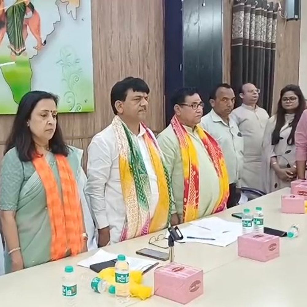 मुजफ्फरनगर नगर पालिका में 5 नए सभासदों ने ली शपथ:राज्यपाल द्वारा नामित सदस्यों ने शपथ ग्रहण की, मंत्री बोले- विकास को मिलेगी गति