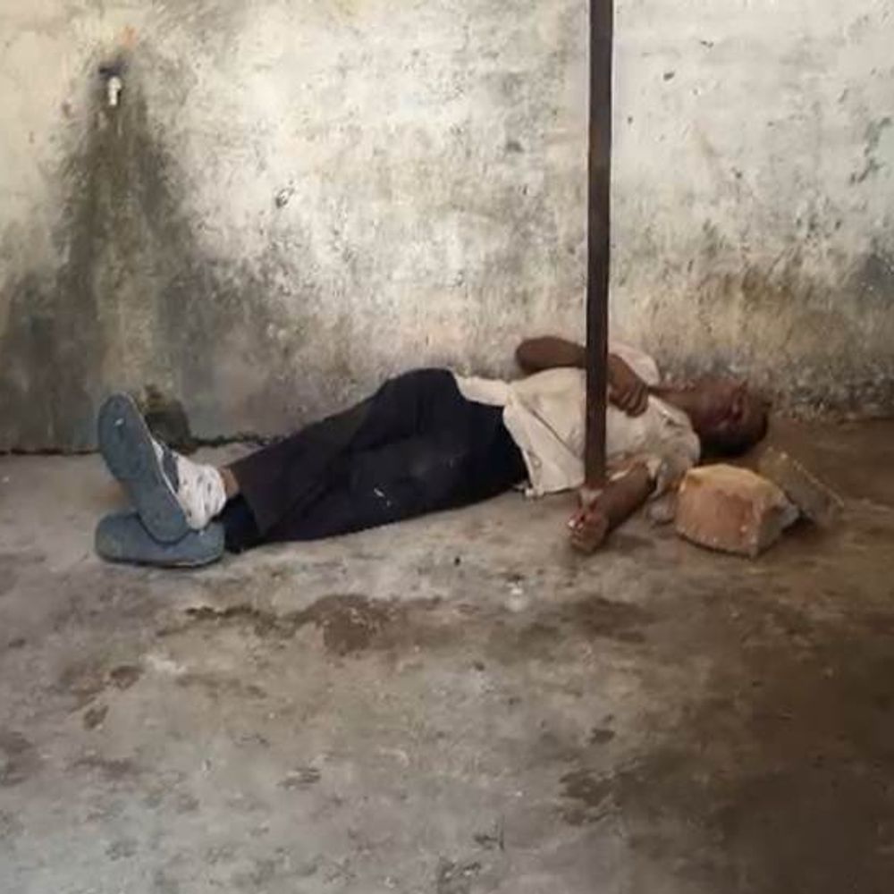 बालोद में करंट लगने से व्यक्ति की मौत:सर्विस-वायर कटने से टीन शेड में फैला करंट, वाश एरिया में हाथ धोते समय चपेट में आए