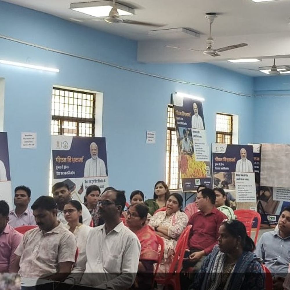 लखनऊ में जनगणना ट्रेनिंग से गायब:46 कर्मियों पर सख्ती, प्रशासन ने नाम किए जारी, FIR की चेतावनी