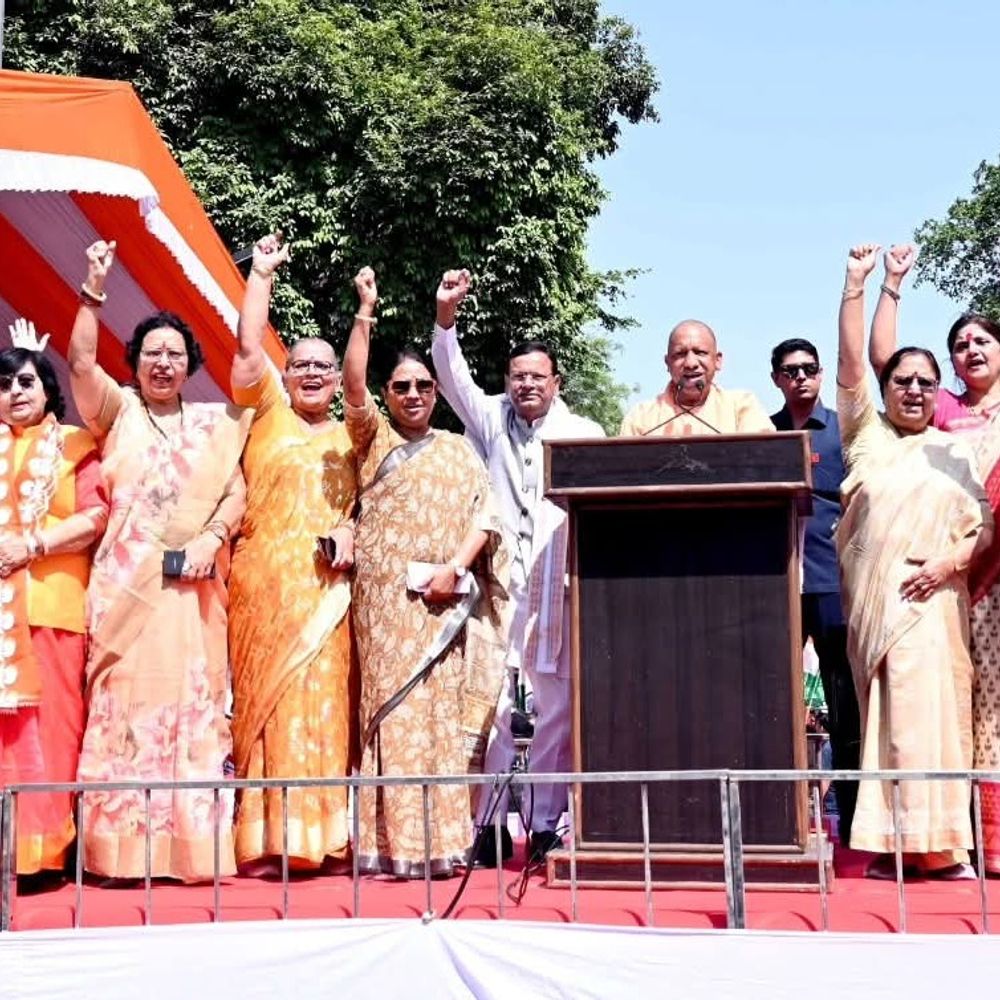 'राजनीतिक मजबूरी में मेरी दिवंगत मां का अपमान न करें':अखिलेश ने लखनऊ मेयर को लिखा, जनाक्रोश रैली में दिए गए बयान पर पलटवार