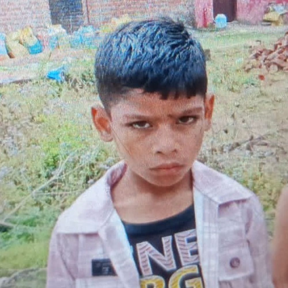 8 साल के बच्चे की गंगा नदी में डूबकर मौत:प्रतापगढ़ में दूसरे दिन 8 किमी दूर मिला शव, परिजनों को सौंपा