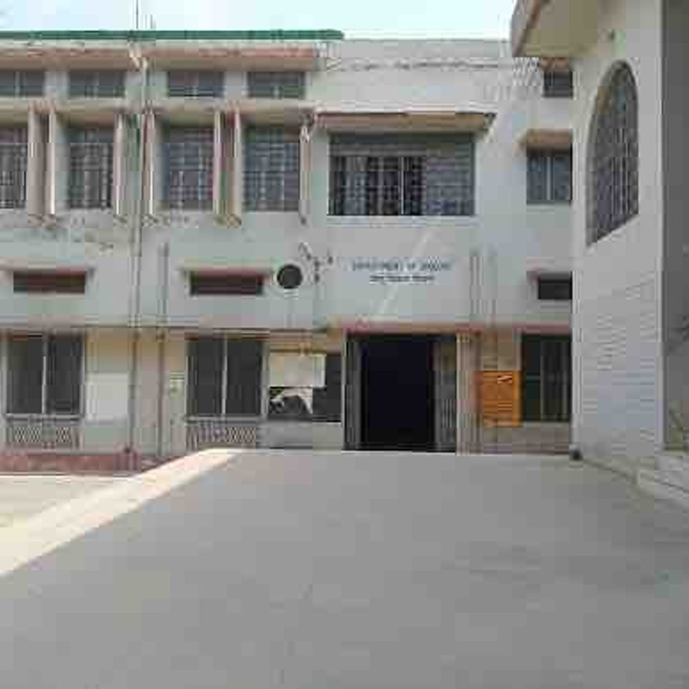 दोस्त की जगह परीक्षा देता युवक पकड़ा गया:बुलंदशहर के कॉलेज में निरीक्षकों ने जांच की, फर्जी परीक्षार्थी पर केस दर्ज