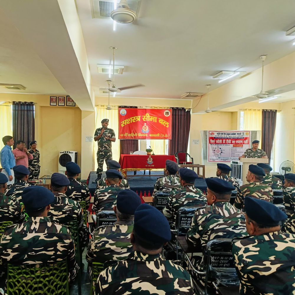 एसएसबी जवानों की चेस्ट स्क्रीनिंग, लगा जागरूकता स्वास्थ्य शिविर:भारत-नेपाल सीमा पर तैनात जवानों को स्वस्थ रखने के लिए विशेष पहल